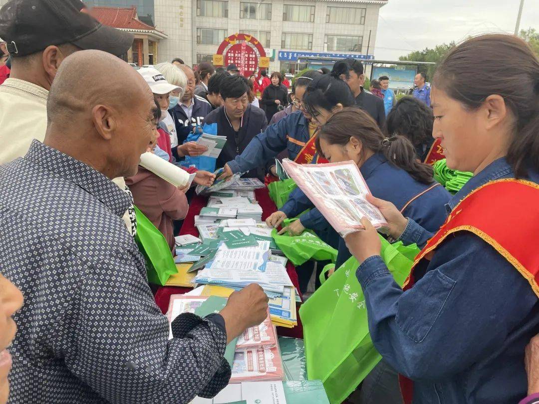 日本被曝秘密昼夜赶建军事基地，地缘博弈下的隐秘行动与区域安全挑战