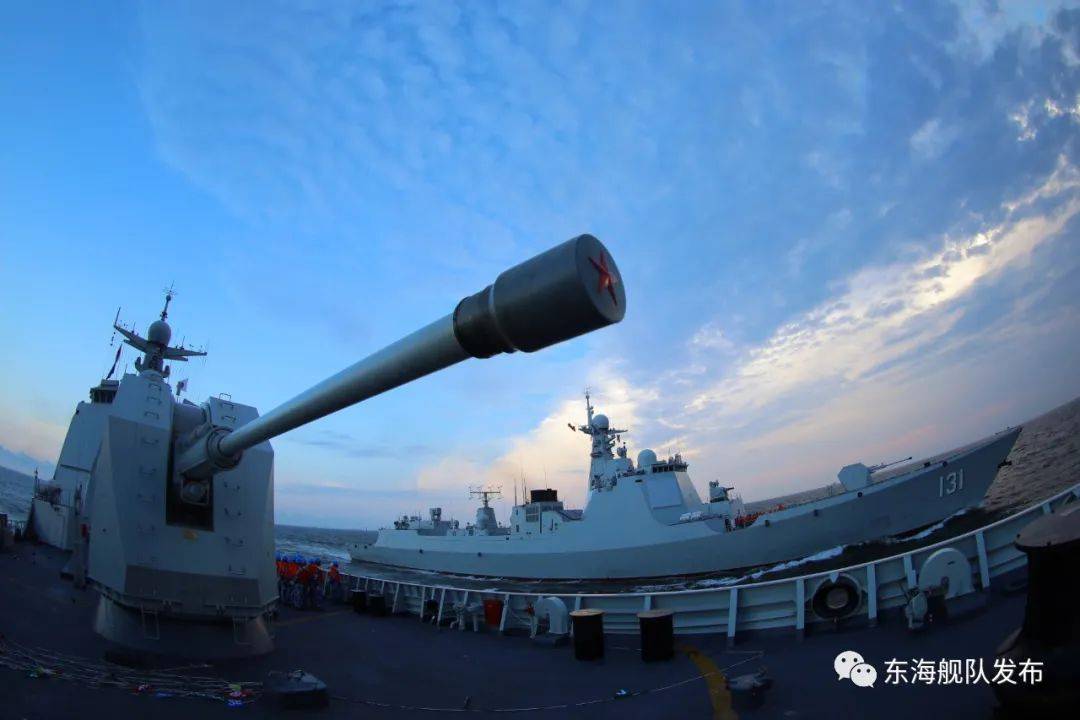 东海舰队实战化训练组图发布,中国海军战略升级背后的军事逻辑与区域安全影响 东海舰队实战化训练组图发布,中国海军战略升级背后的军事逻辑与区域安全影响