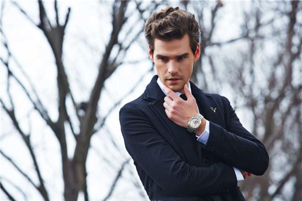 灰烬中的觉醒，一场情感危机背后的社会反思