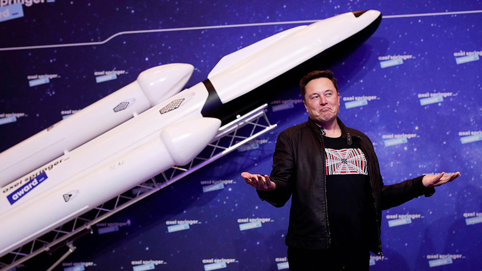 SpaceX冲刺IPO，300亿美元背后的星际野心与资本博弈