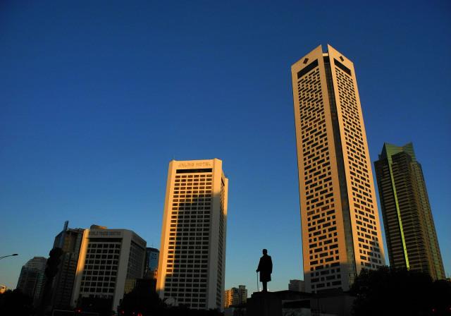 26岁新锐学者破格晋升浙大博导，当90后遇见顶尖学府