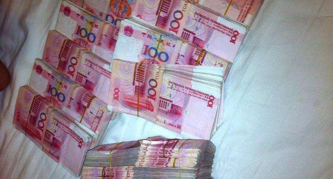 长沙惊现20万现金离奇取款案，银行紧急报警背后的金融安全警示