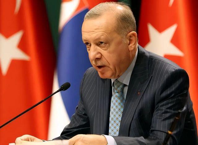 中巴携手共进，巴总统致信感谢中国1亿美元援助彰显合作新高度