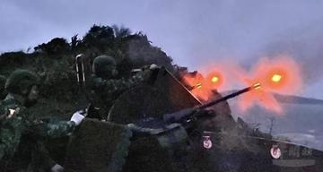 台湾陆军实弹射击误落民宅引发社会关注 三户居民紧急疏散 台湾陆军实弹射击误落民宅引发社会关注 三户居民紧急疏散