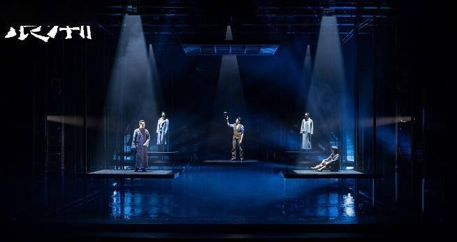 血色浪潮,伊朗暴雨后海滩异变背后的生态警钟 血色浪潮,伊朗暴雨后海滩异变背后的生态警钟