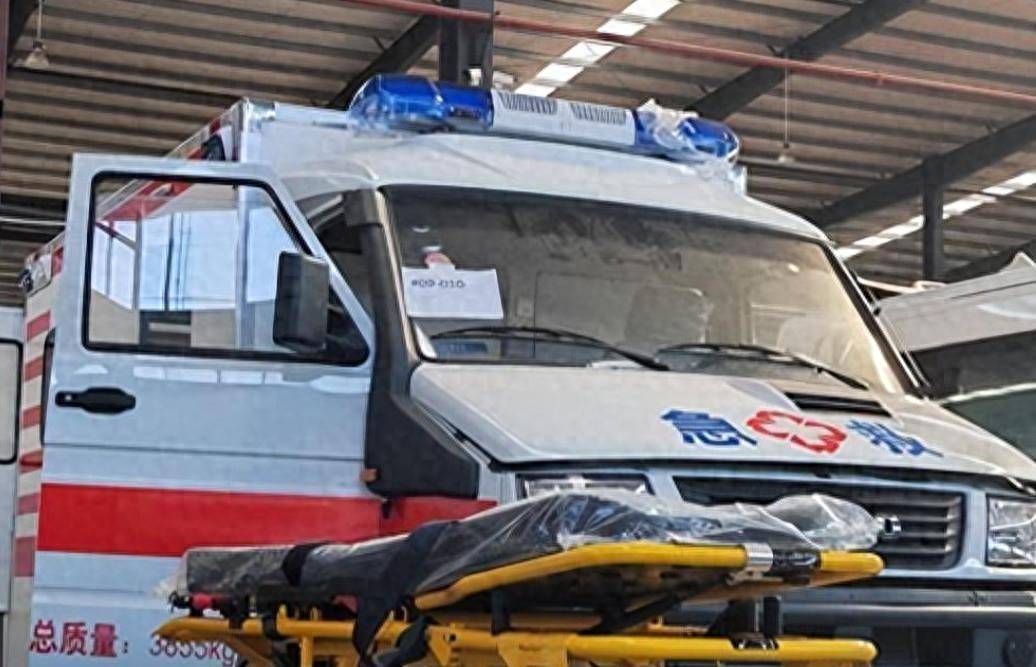 天价救护车事件反思,五千元罚款能否撬动医疗体系改革? 天价救护车事件反思,五千元罚款能否撬动医疗体系改革?