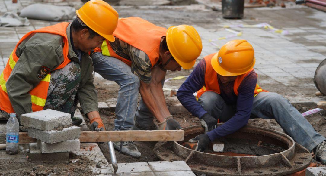 老旧小区改造红利落地!上海某小区264户业主共享17万元收益,物业改革新样本 老旧小区改造红利落地!上海某小区264户业主共享17万元收益,物业改革新样本