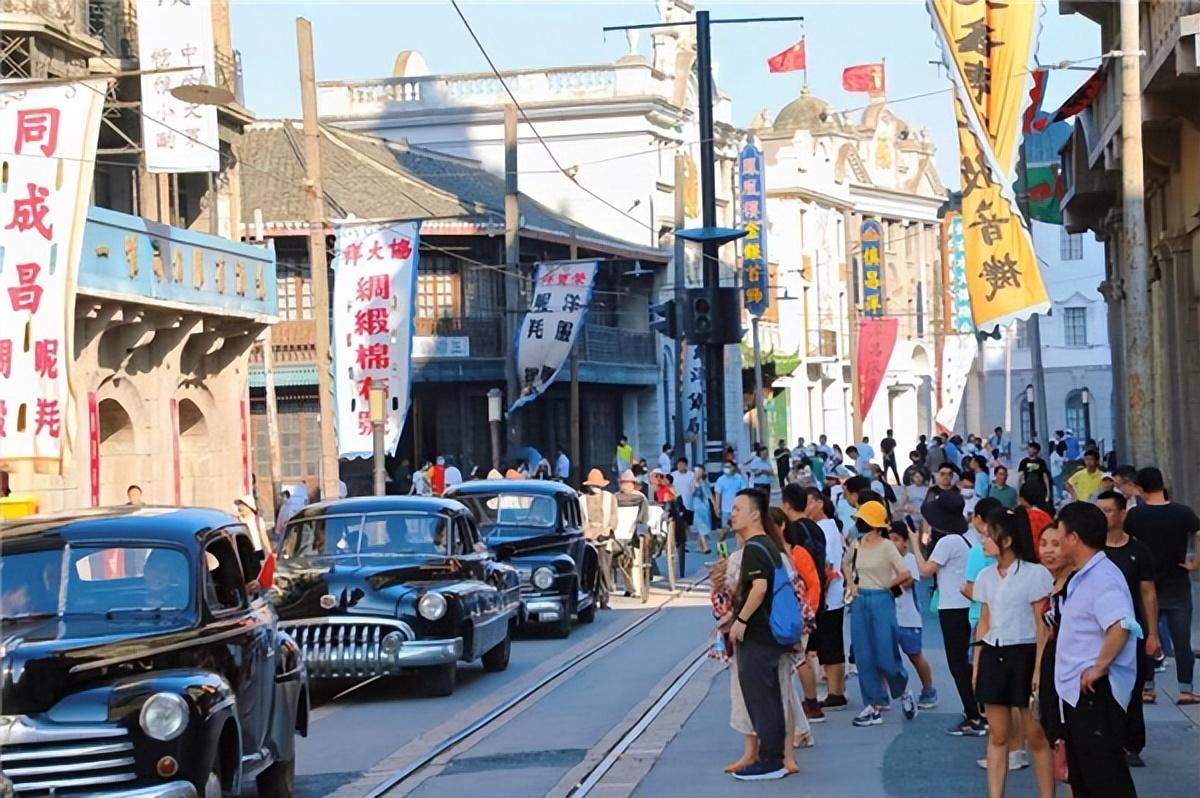 冰火两重天，当影视拍摄遇上游园管理，冰雕演员事件折射行业生态