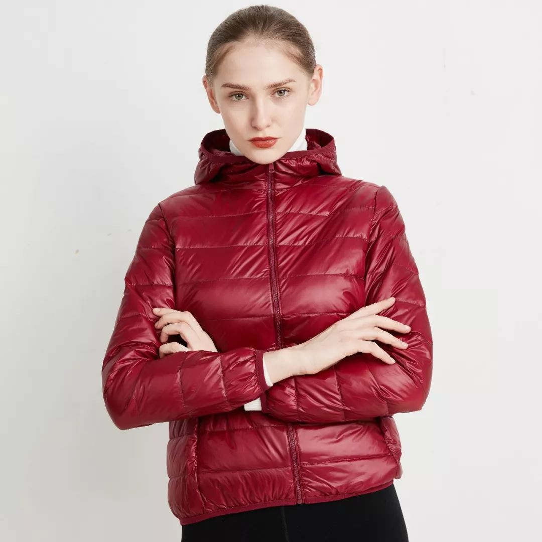 严选899元羽绒服售罄，领导干部消费争议背后的政策与民意博弈